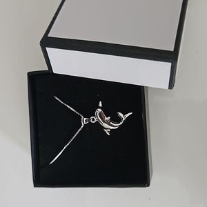 Sterling silver dolphin Pendant & chain